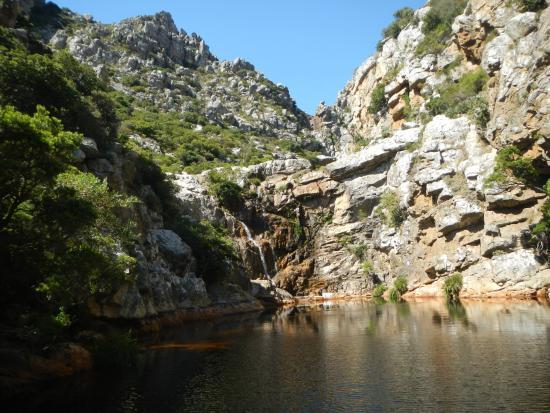 Crystal Pools Hiking Trail