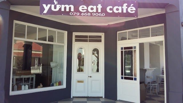 Yum Eat Cafe