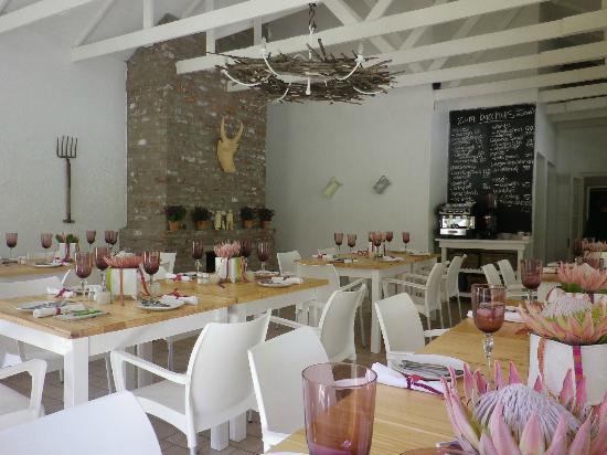 Harvest Table Bistro