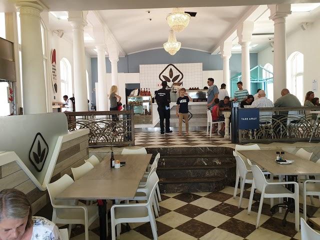 Knead Bakery