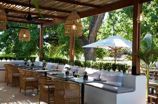 La Paris Bistro