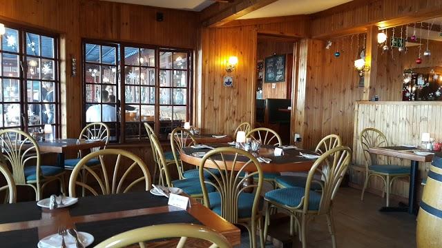 Dixies Restaurant & Bar