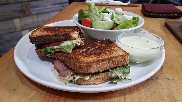 The Daily Coffee Cafe Big Bay