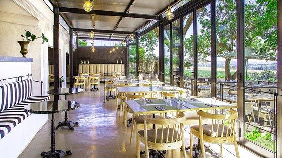 Longtable Restaurant